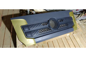 Капот золото металлик с решеткой X3000