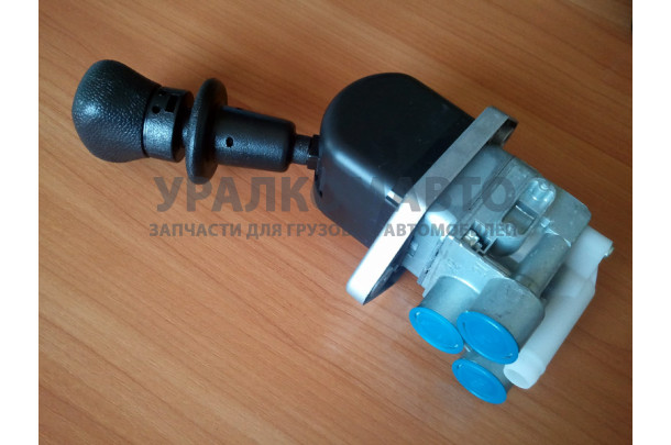 Кран тормозной ручной F2000 SHAANXI 81.52315.6156